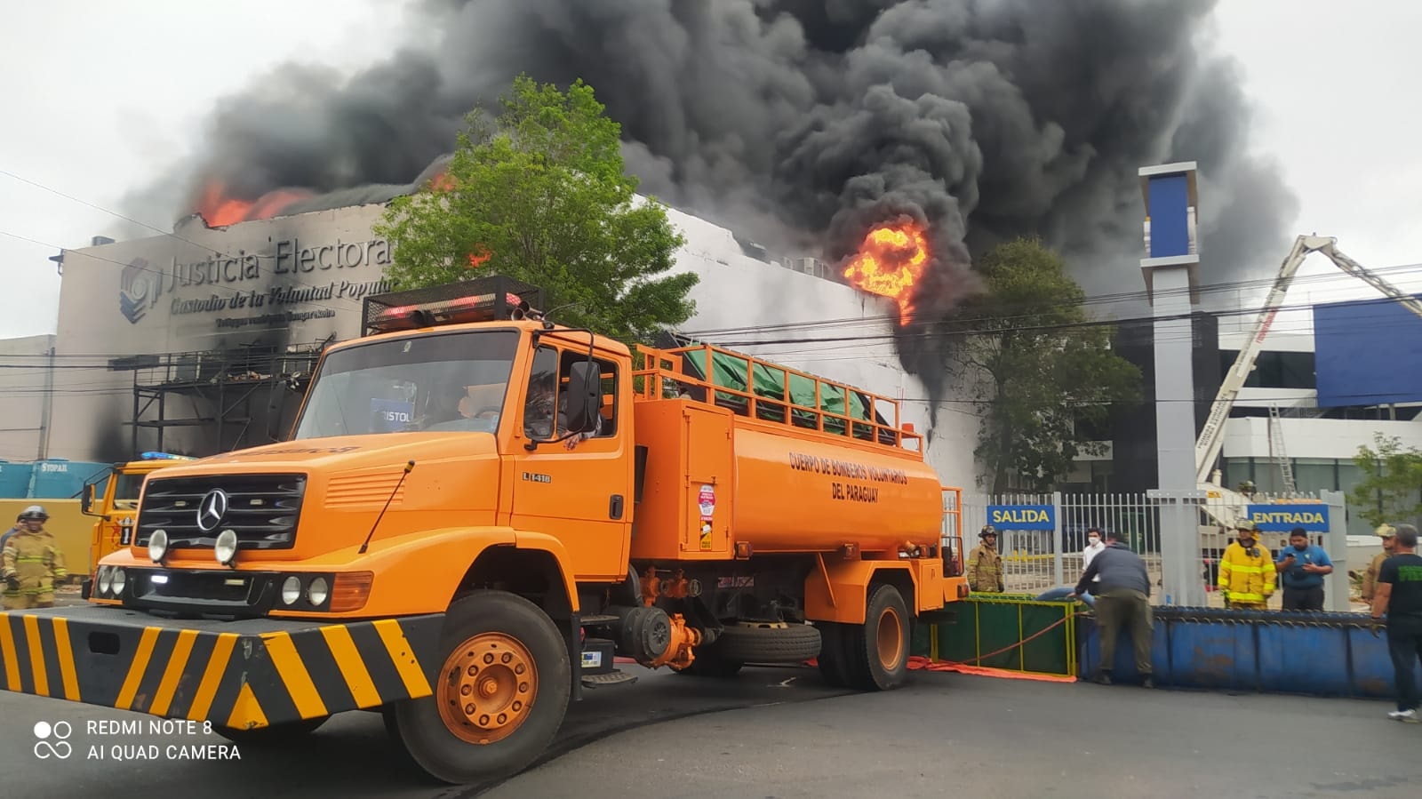 Incendio En Tsje Denuncian Que Un Funcionario Se Encuentra