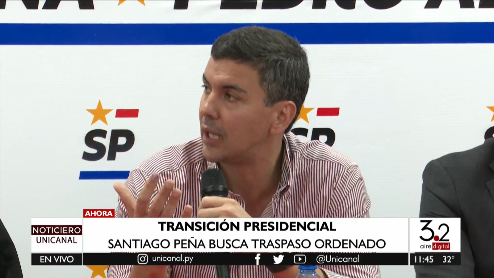 Santiago Peña presenta su equipo para la transición buscando el