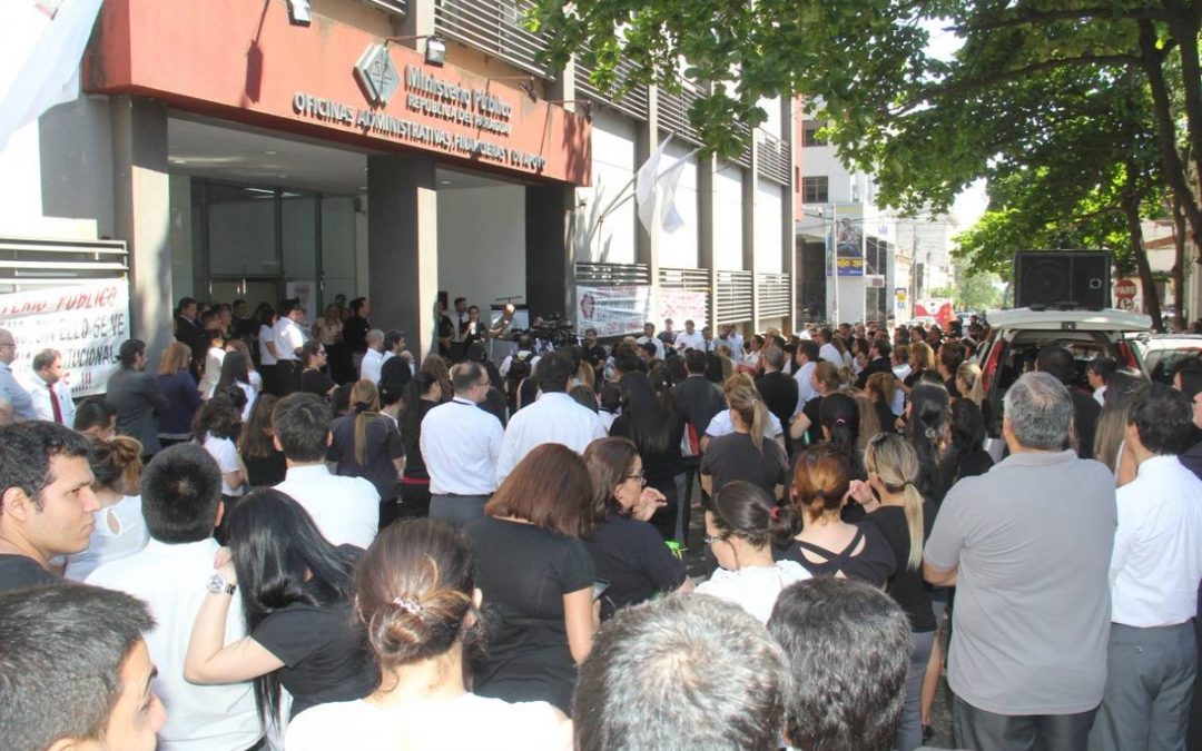 Inició huelga en Fiscalía