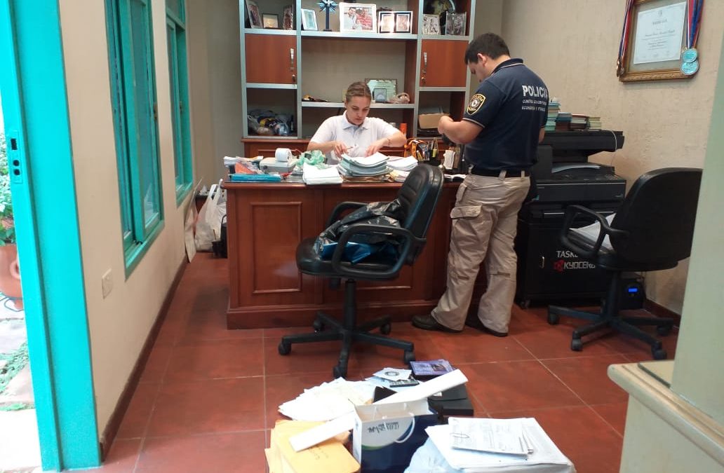 Ordenan detención de Ramón González Daher