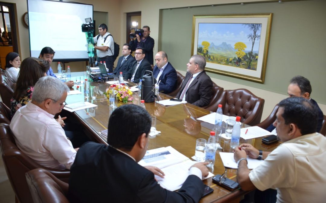Salyn Buzarquis considera inconstitucional expulsión de Cubas del Senado