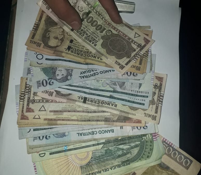 Policía pide tener cuidado y denunciar los billetes falsos