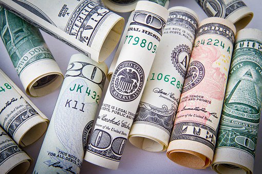 Dólar subió 8% en 2019, pero prevén su disminución