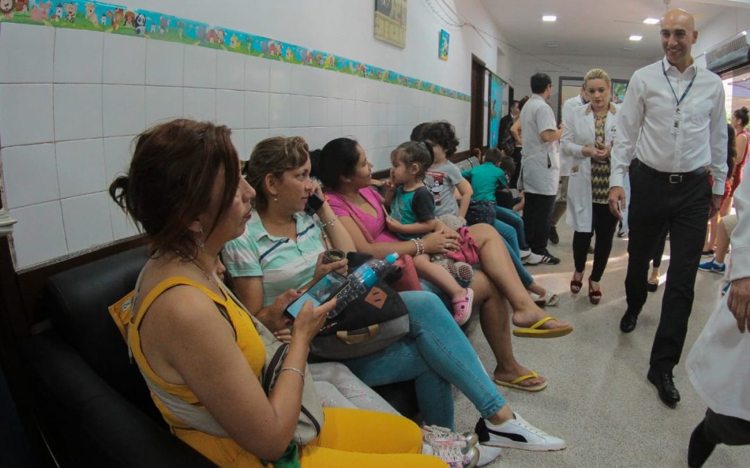 Garantizan que seguros privados atenderán a pacientes con dengue
