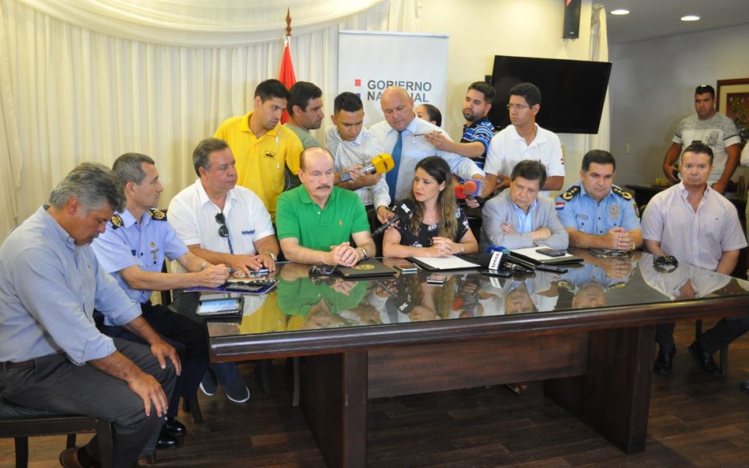Ministros son convocados al congreso tras fuga