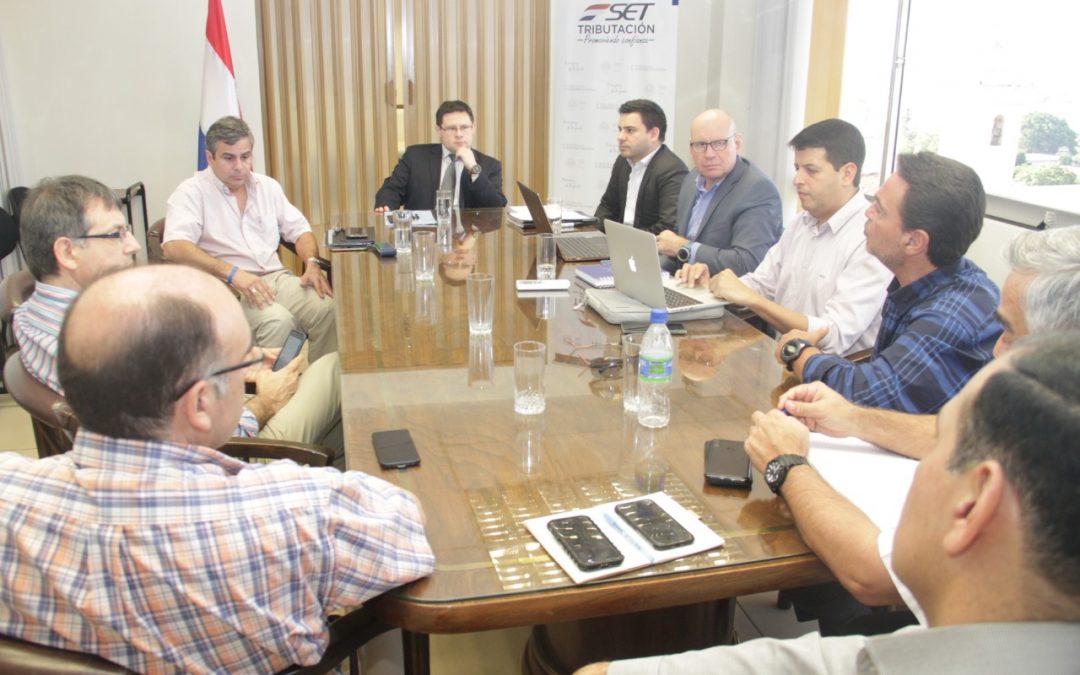 Precio del gasoil no aumentará y siguen estudiando situación de las naftas