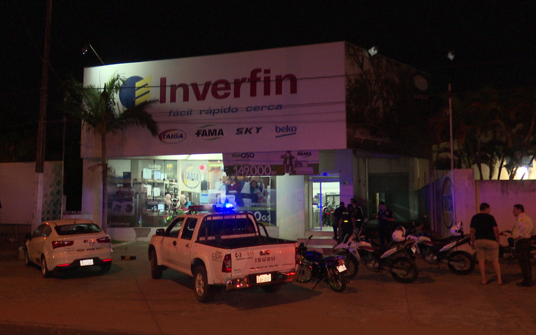 Fue sorprendido infraganti dentro de comercio en Luque