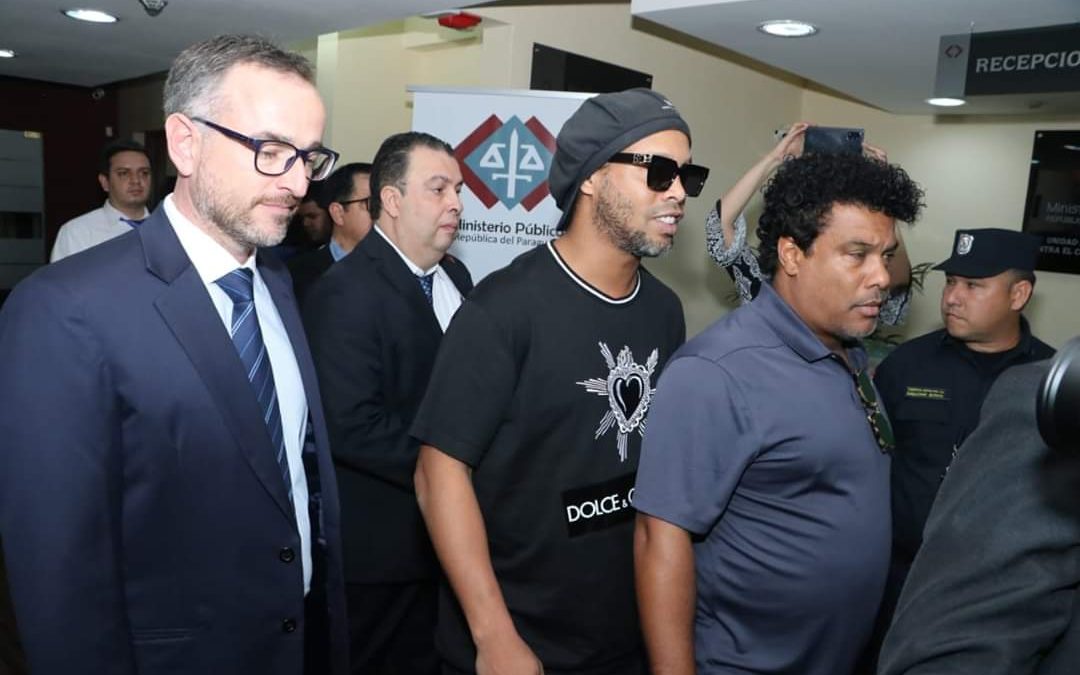 Fiscalía se ratificó en prisión preventiva a Ronaldinho