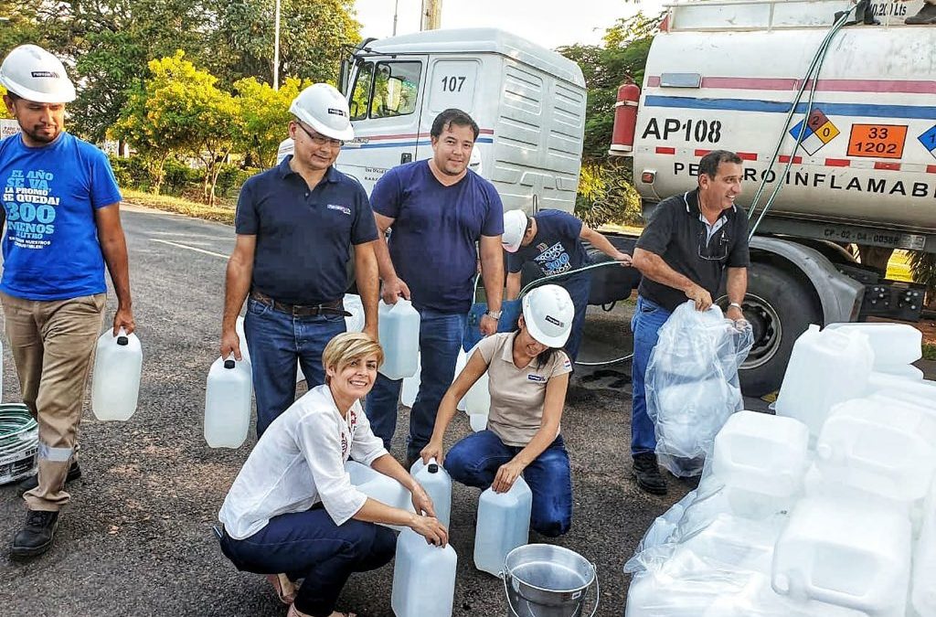 Petropar entrega 10 mil litros de alcohol al Ministerio de Salud