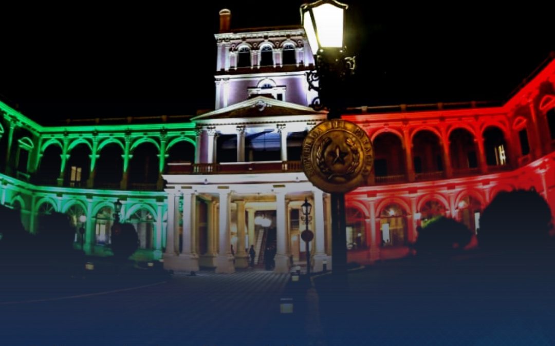 Palacio de López se ilumina con los colores de Italia