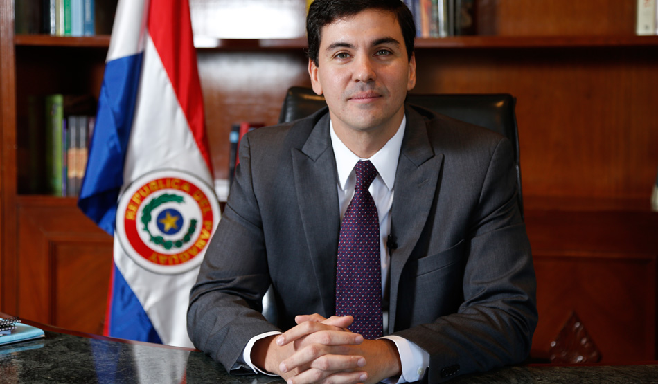 Santiago Peña: “Paraguay no puede volver a ser el mismo después de esta crisis”