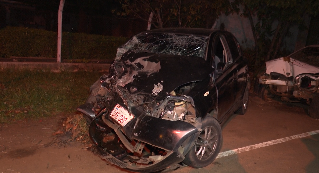 Policía aparentemente ebrio protagonizó violento accidente en Luque