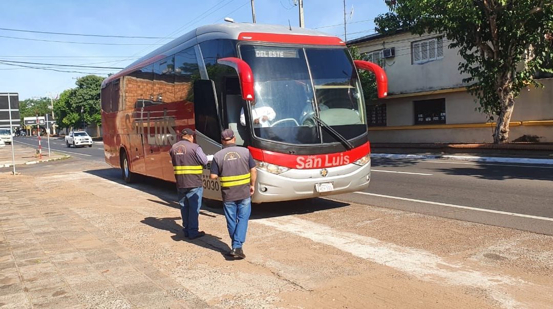 Dinatran extiende suspensión de servicio de transporte por una semana más