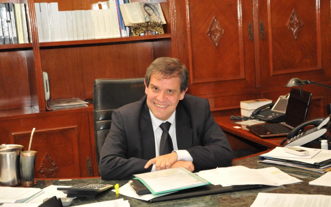 Crisis económica por Covid-19: Analista defiende financiamiento externo, si se usa bien