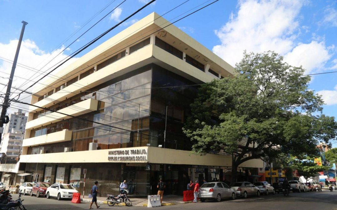 Despidos injustificados y suspensiones siguen en aumento