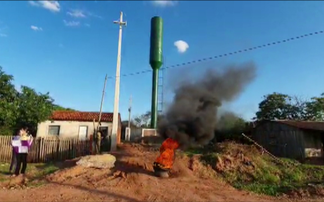 En Concepción protestan contra presunta antena “disfrazada” de tanque de agua