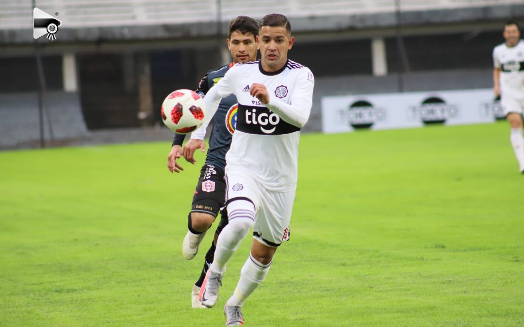Uno para cada uno: Olimpia y San Lorenzo se repartieron los amistosos