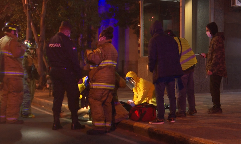 Frío, carencia y violencia en el centro de Asunción