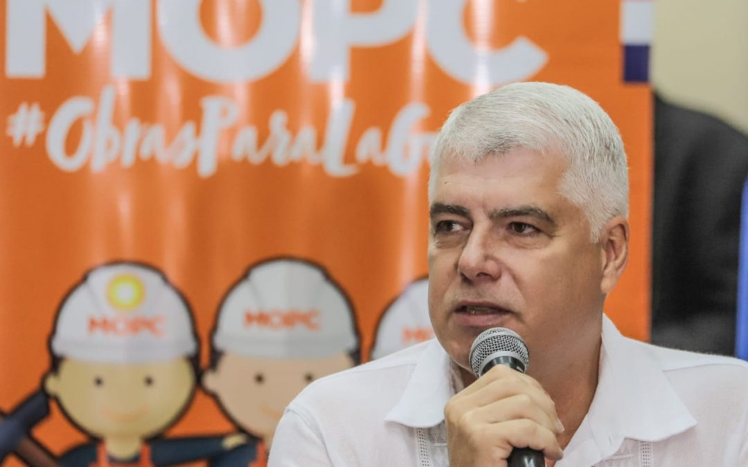 Arnoldo Wiens: “Las obras públicas no paran”