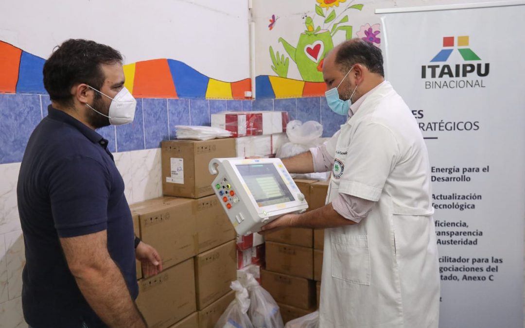 Itaipú donó 10 monitores multiparamétricos al Hospital de Barrio Obrero