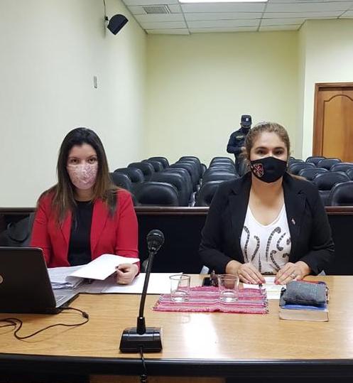 Condenan a 25 años de cárcel a abogado que transmitió VIH a seis mujeres