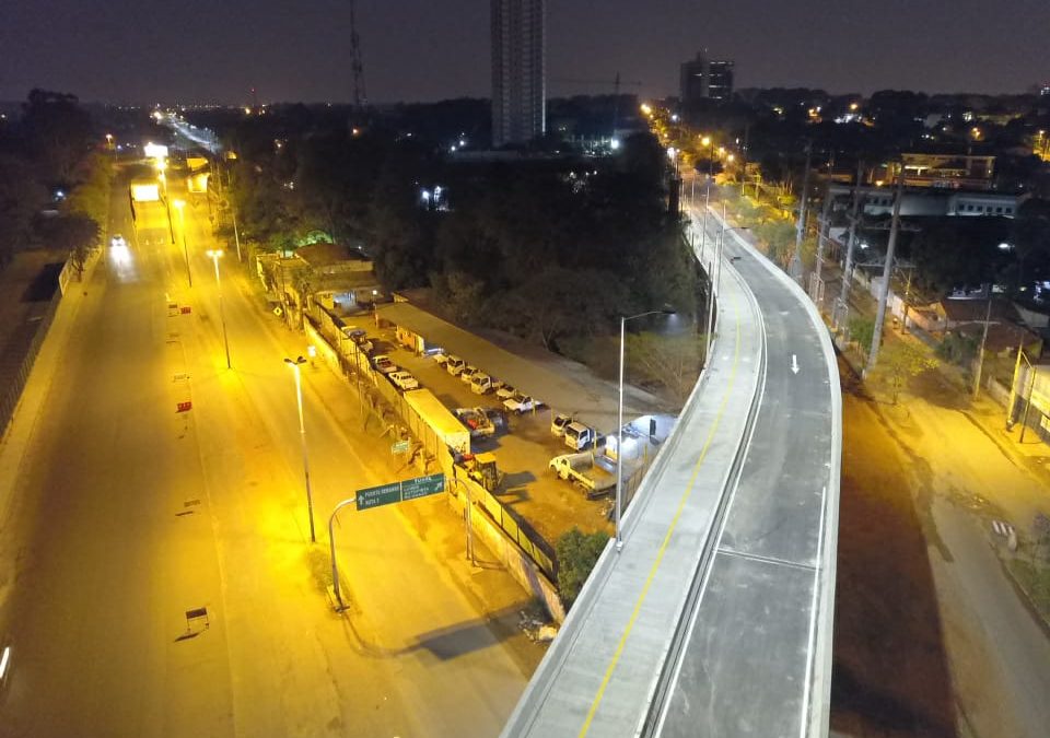 Ya funciona parte del sistema de iluminación del Corredor Vial Botánico