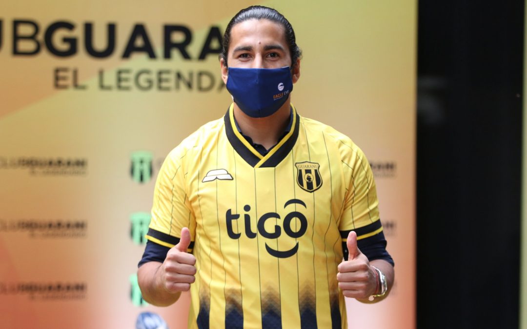 Guaraní presentó a Cecilio Domínguez como nuevo refuerzo