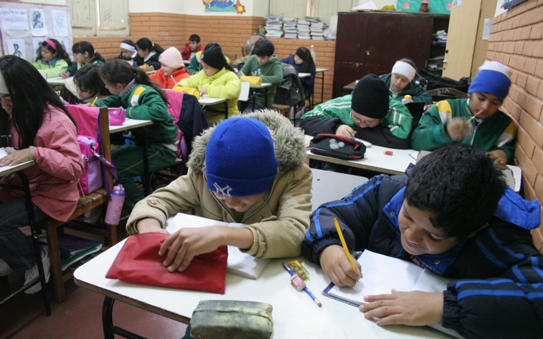 Resultados SNEPE revelan que 7 de cada 10 estudiantes están por debajo del nivel mínimo