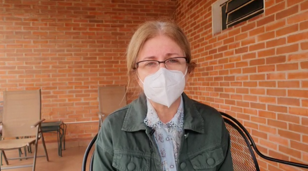 Beatriz Denis reitera pedido de comunicación con captores y una prueba de vida de su padre