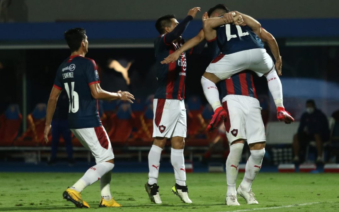 Cerro Porteño triunfa ante Nacional y se aleja en la punta