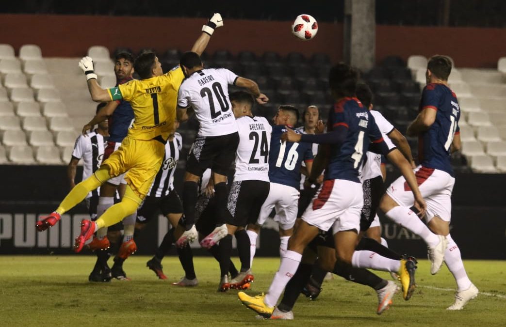 Tres partidos en simultáneo para definir el Torneo Apertura en su fecha 21
