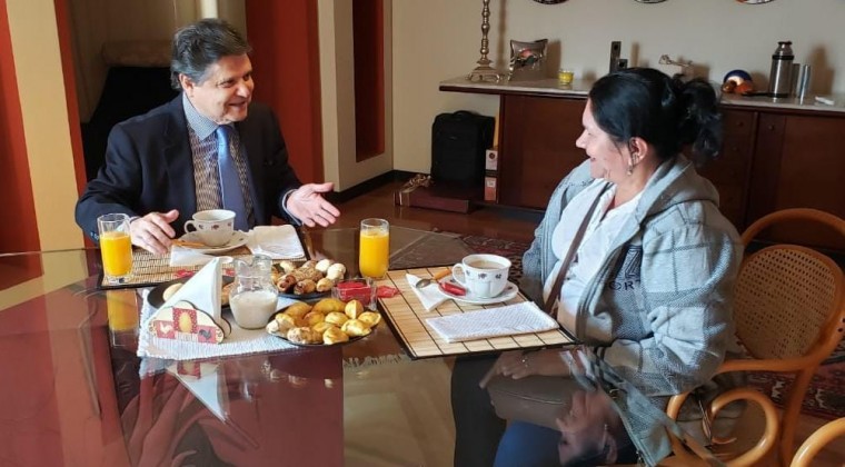 Finalmente, el ministro del Interior se reunió con doña Obdulia
