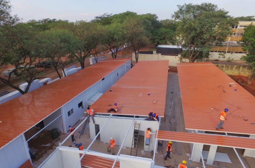 Pabellones de contingencia concluirían en primeros días de octubre
