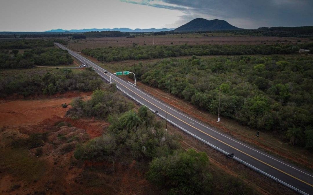 Abdo Benítez inauguró 65 kilómetros de rutas en Guairá