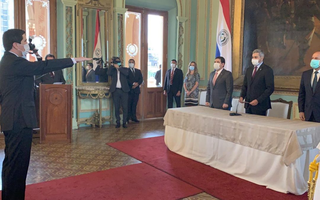 Federico González juró como nuevo canciller nacional