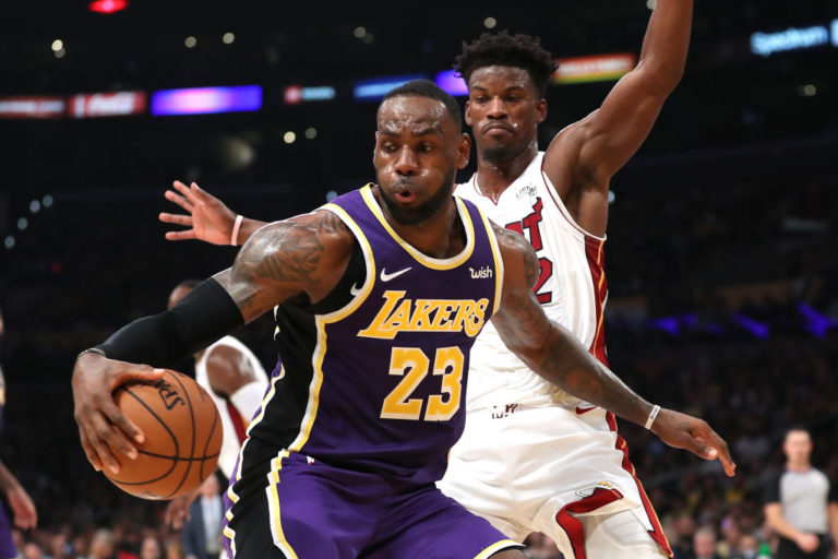 La NBA iniciará el 22 de diciembre y estudian posible presencia de público