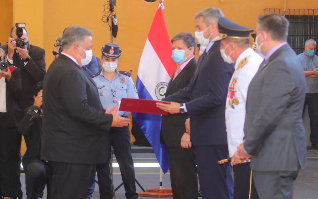 Otorgan reconocimiento a funcionarios de seguridad antiterrorista