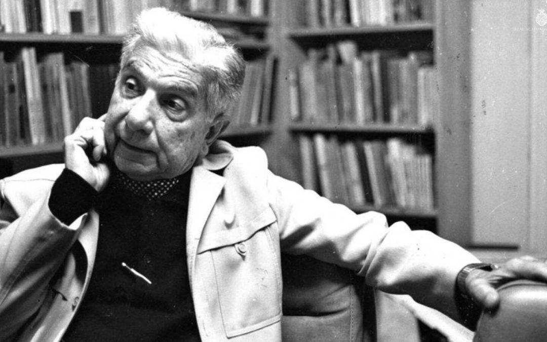 RAE conmemora el Premio Cervantes del paraguayo Augusto Roa Bastos
