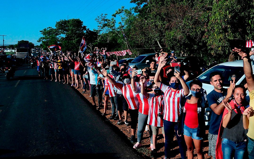 ¡Los hinchas opinan! Hay mucha ilusión Albirroja de cara al partido ante Bolivia