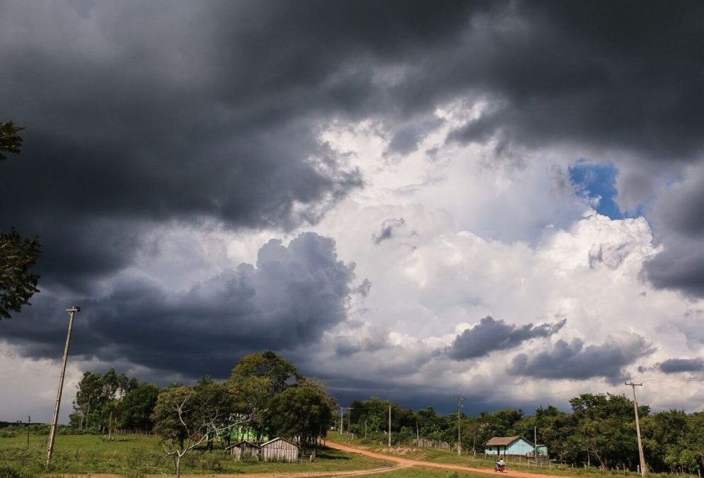 Miércoles y jueves con probables tormentas eléctricas en varios departamentos