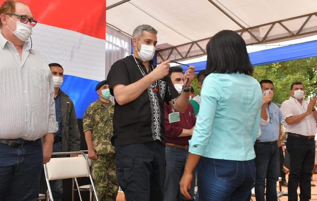 Jóvenes indígenas se incorporan a Itaipú como aprendices