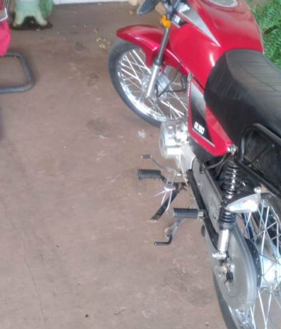 A balazos, delincuentes se llevan una motocicleta en San Lorenzo