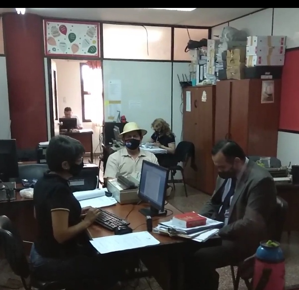 Libran orden de detención contra intendente de Independencia