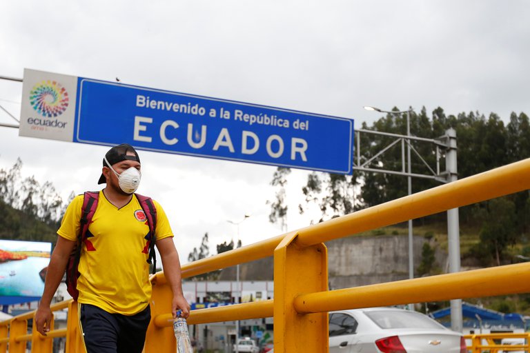 Nueva cepa de Covid-19: Ecuador decreta toque de queda
