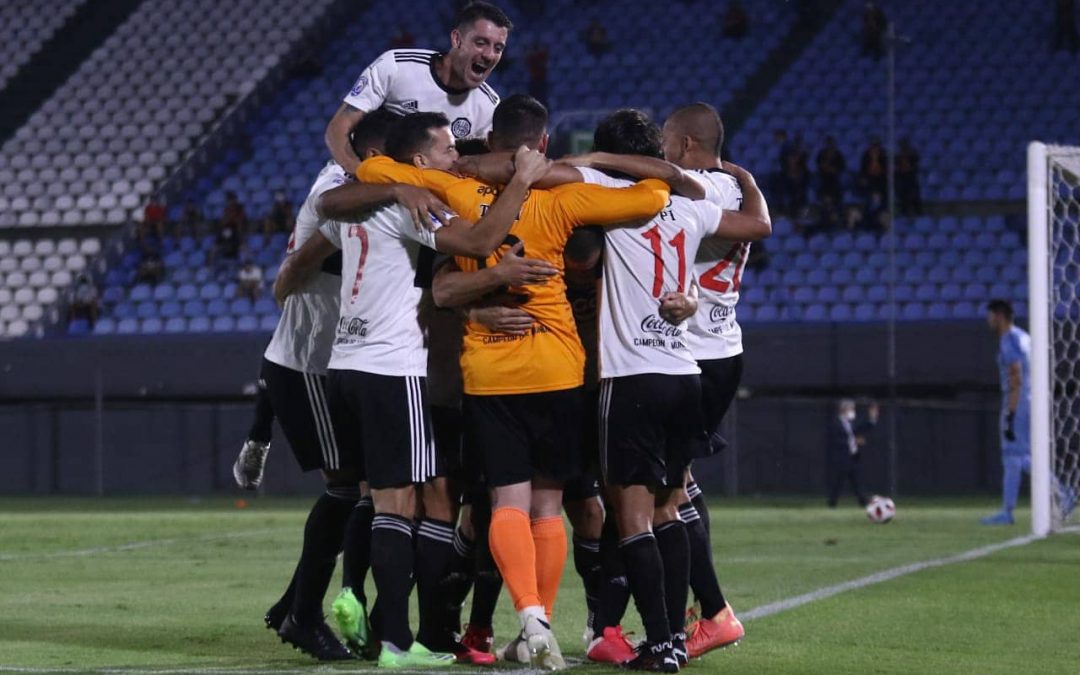 Olimpia se queda con el último superclásico del año y con el pase a semifinales