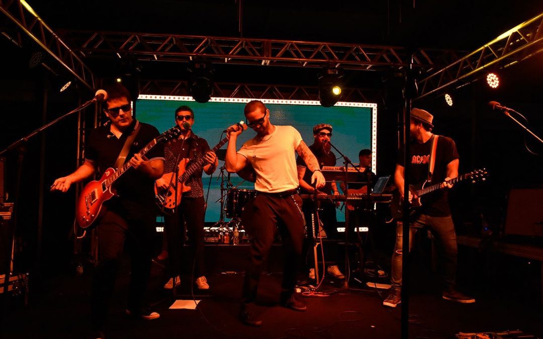 Kchiporros ofrecerá show desde la medianoche por Unicanal
