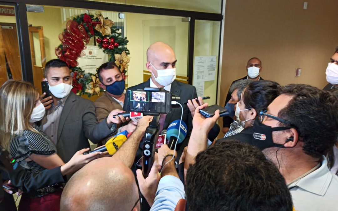 Vacunas contra el Covid-19: Proyecto fue analizado en sesión extraordinaria