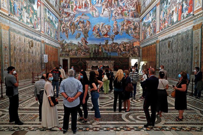 Tras 88 días cerrados, reabren los Museos Vaticanos