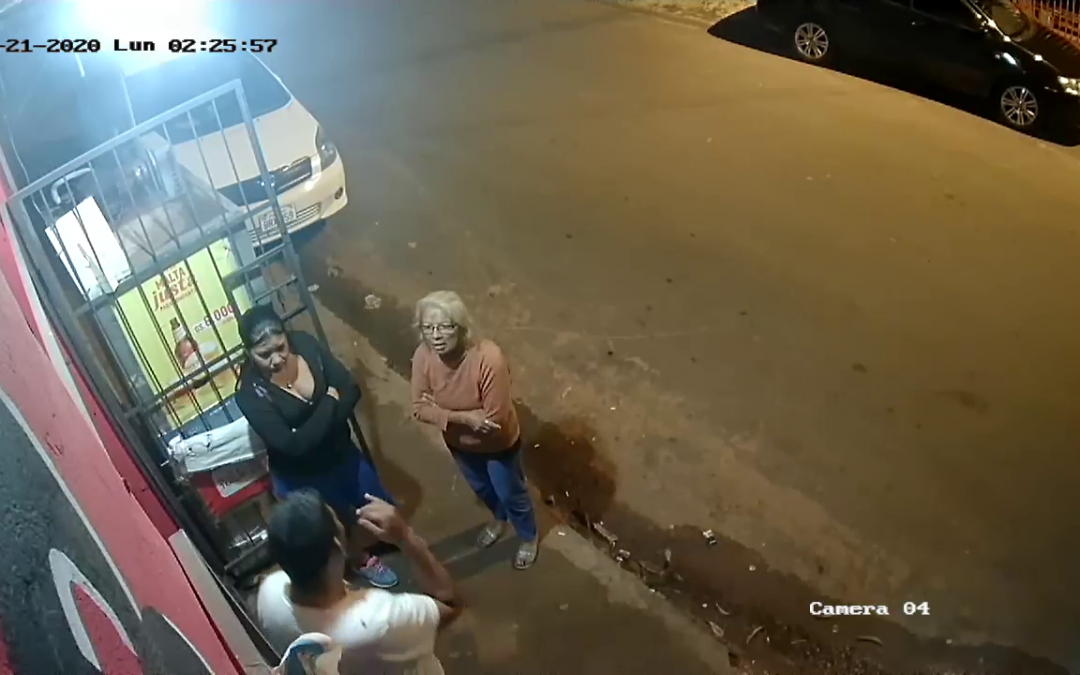 Un hombre agredió a su pareja con un machete
