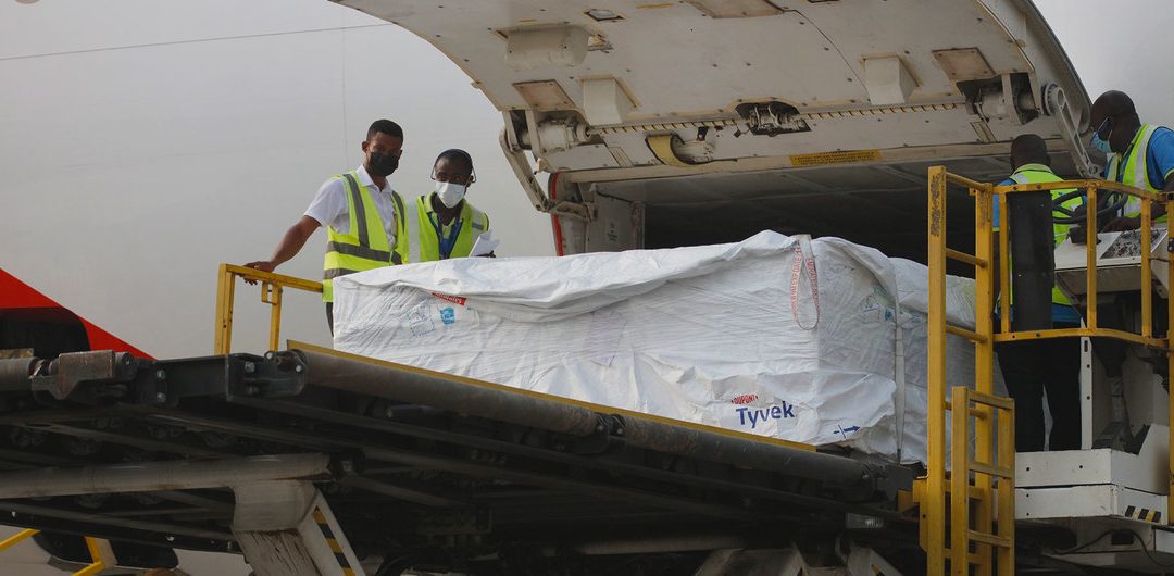 Covid-19: Ghana, el primer país en recibir vacunas del mecanismo Covax